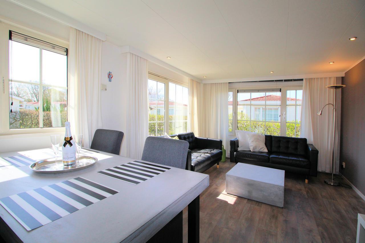 Holiday Park Dennenbos Oostkapelle Dış mekan fotoğraf